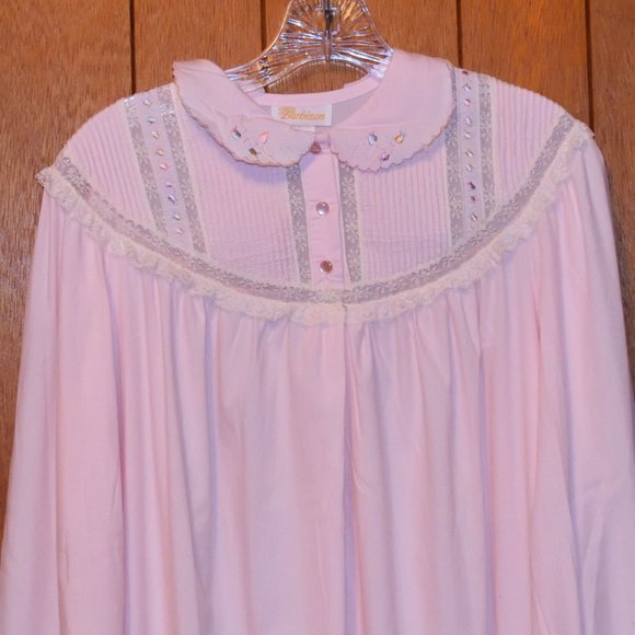 NWT Vintage Barbizon Feathaire Flannel Pink Nightgown Petite Lace Pintuck Pleat - Picture 4 of 16